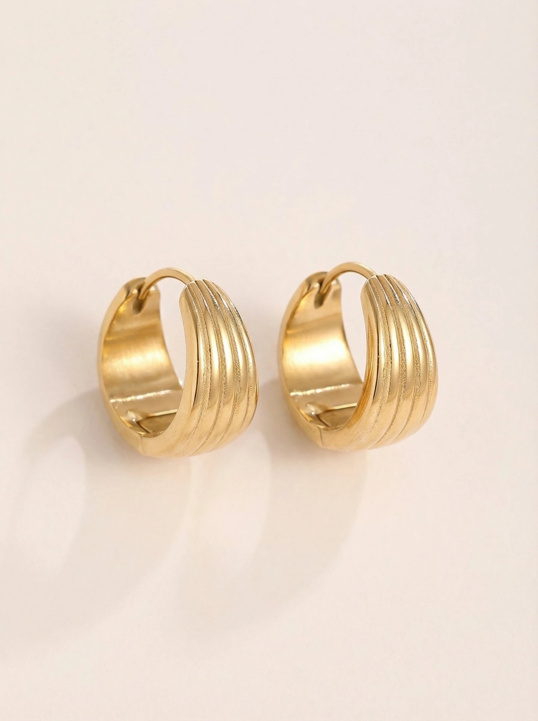 Nice Line Hoop Edelstahl Ohrringe