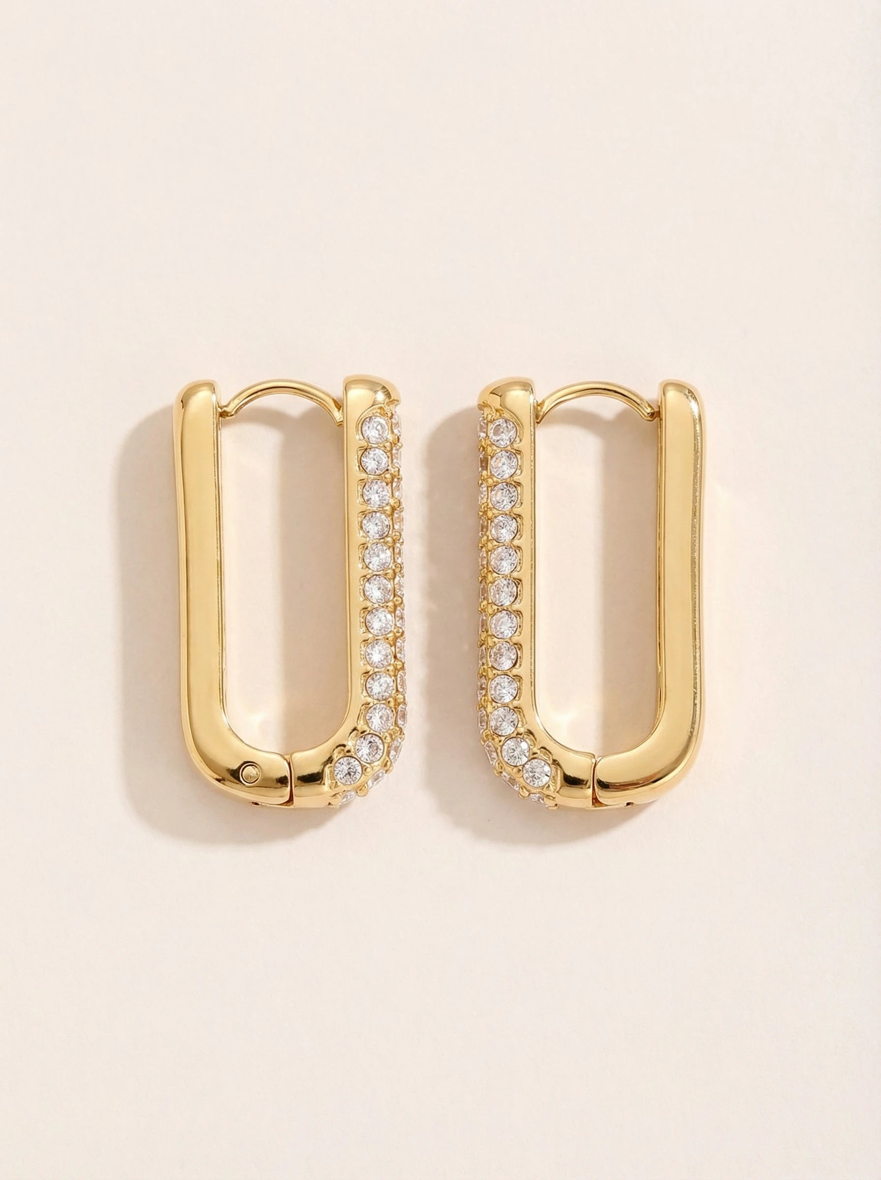 Diamond Oval Hoop Edelstahl Ohrringe