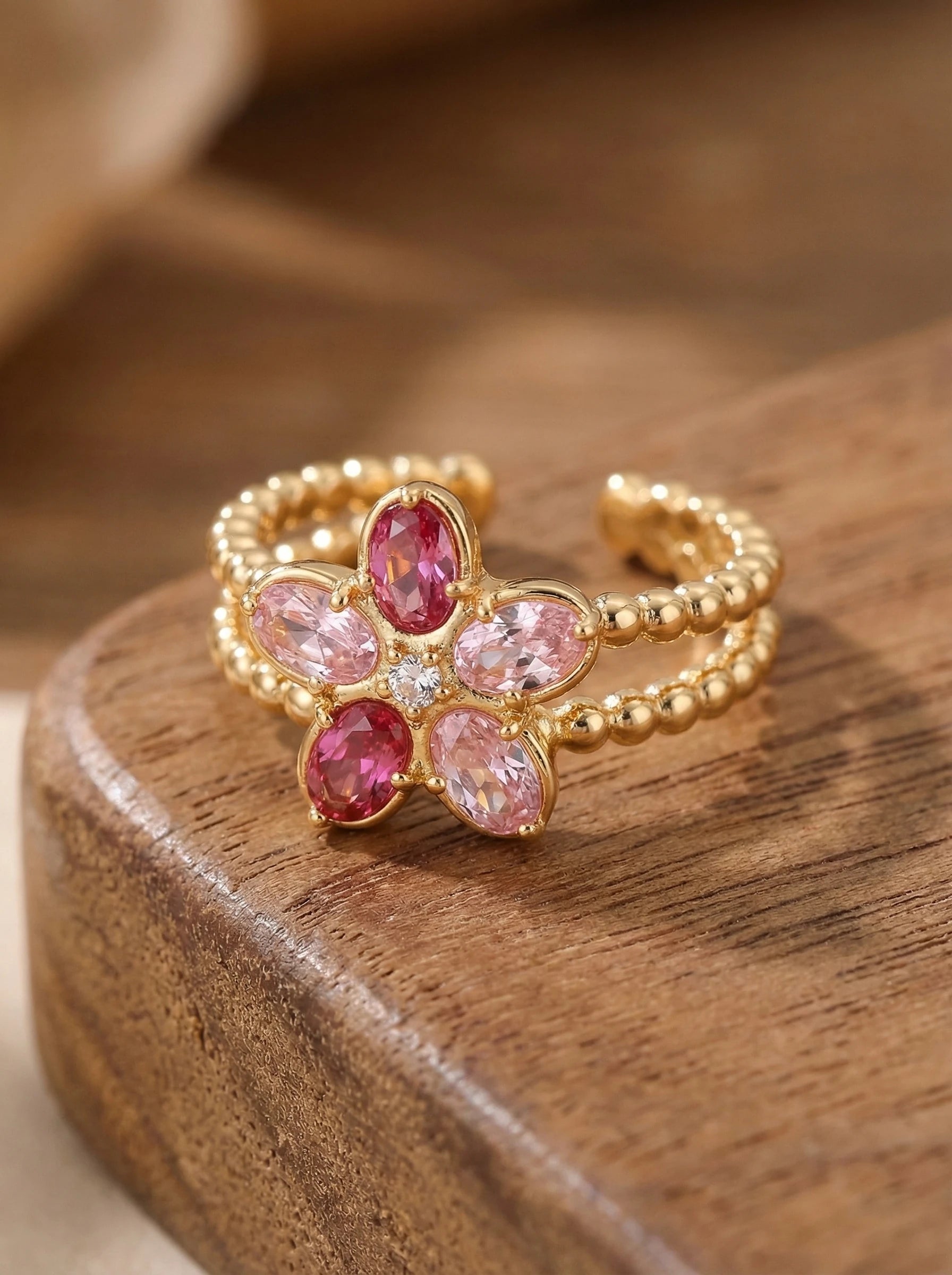 Pinky Flower Diamond Vergoldete Ear-Cuffs - Produktbild 2