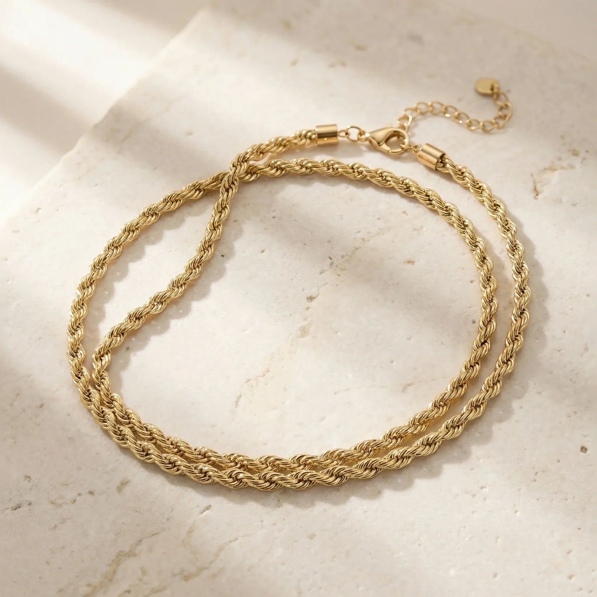 Nymara cascading-images-image1 (1:1)