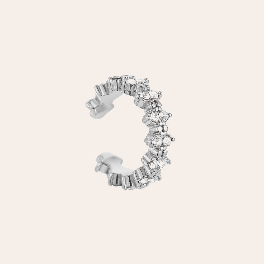Silberner Edelstahl Earcuff mit Spike-Design und funkelnden Details