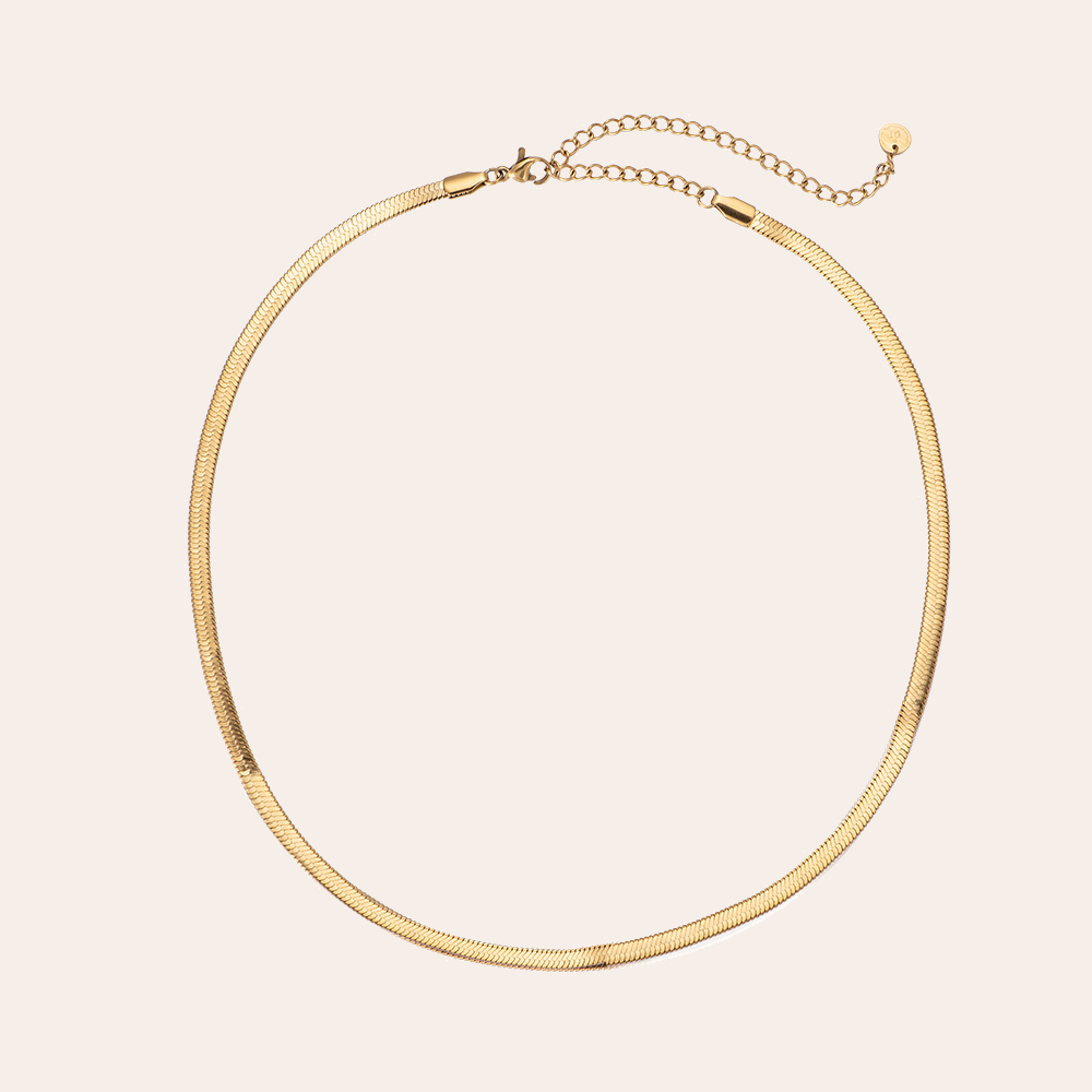 Goldene Edelstahlkette im Schlangenhaut-Design mit feiner Gliederkette und Verschluss, elegante Optik