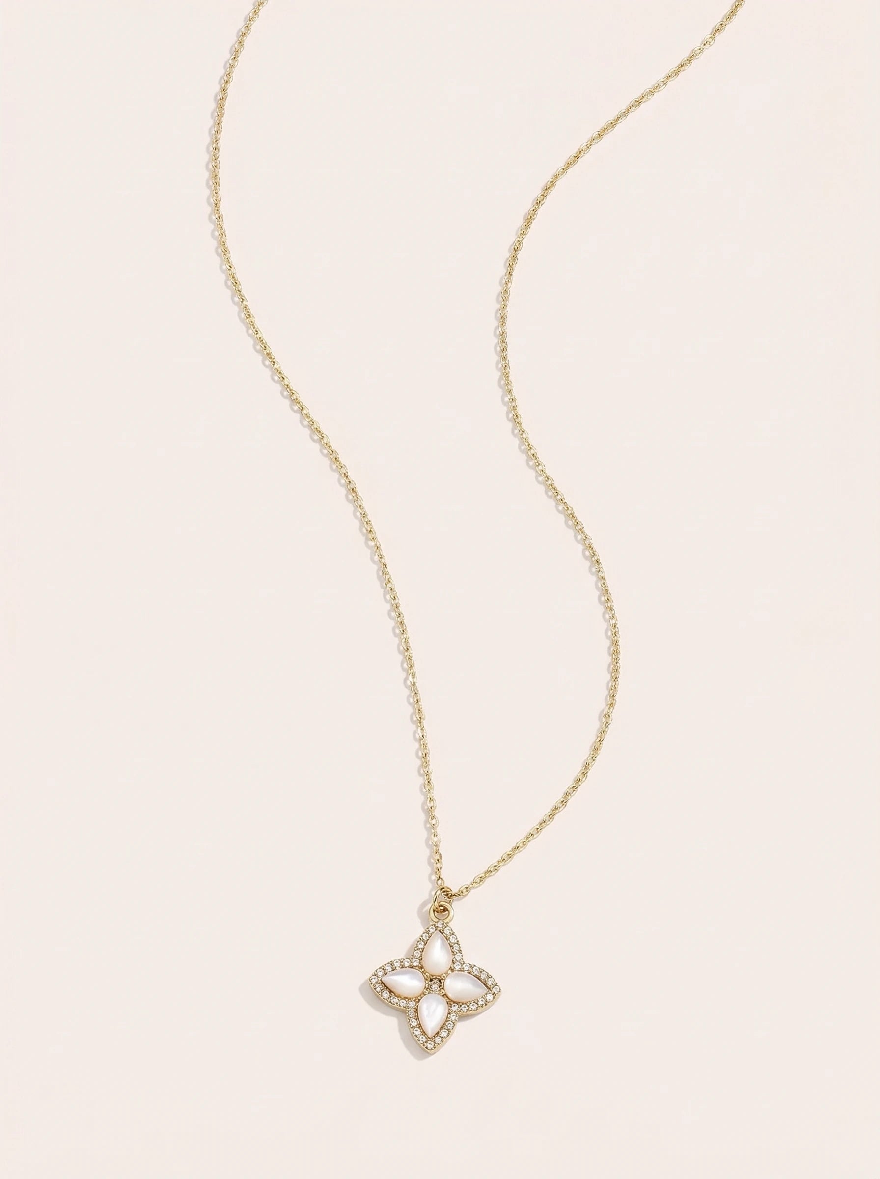 Nice Diamond Luckly Flower Edelstahl Halskette