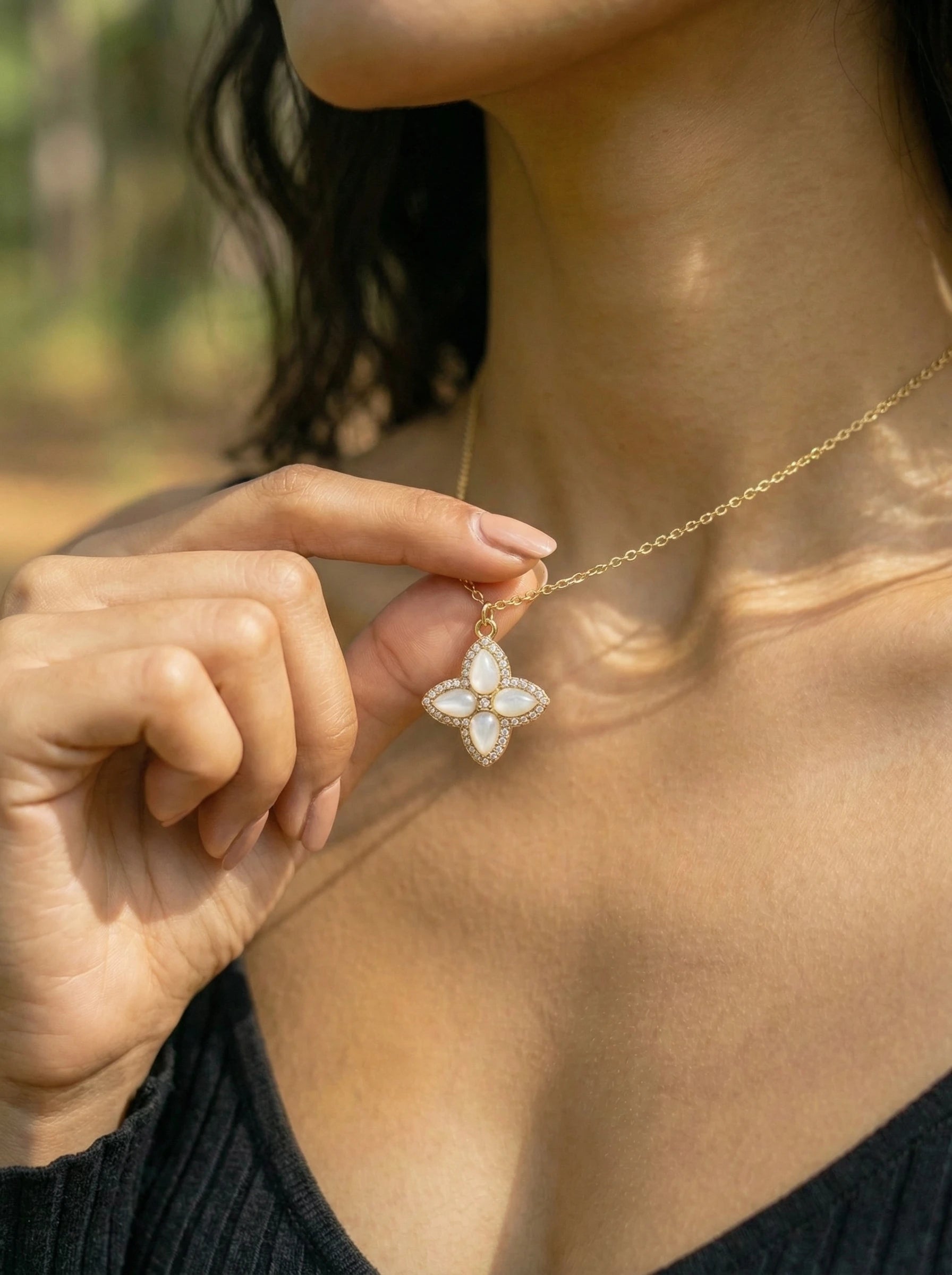 Nice Diamond Luckly Flower Edelstahl Halskette - Produktbild 5