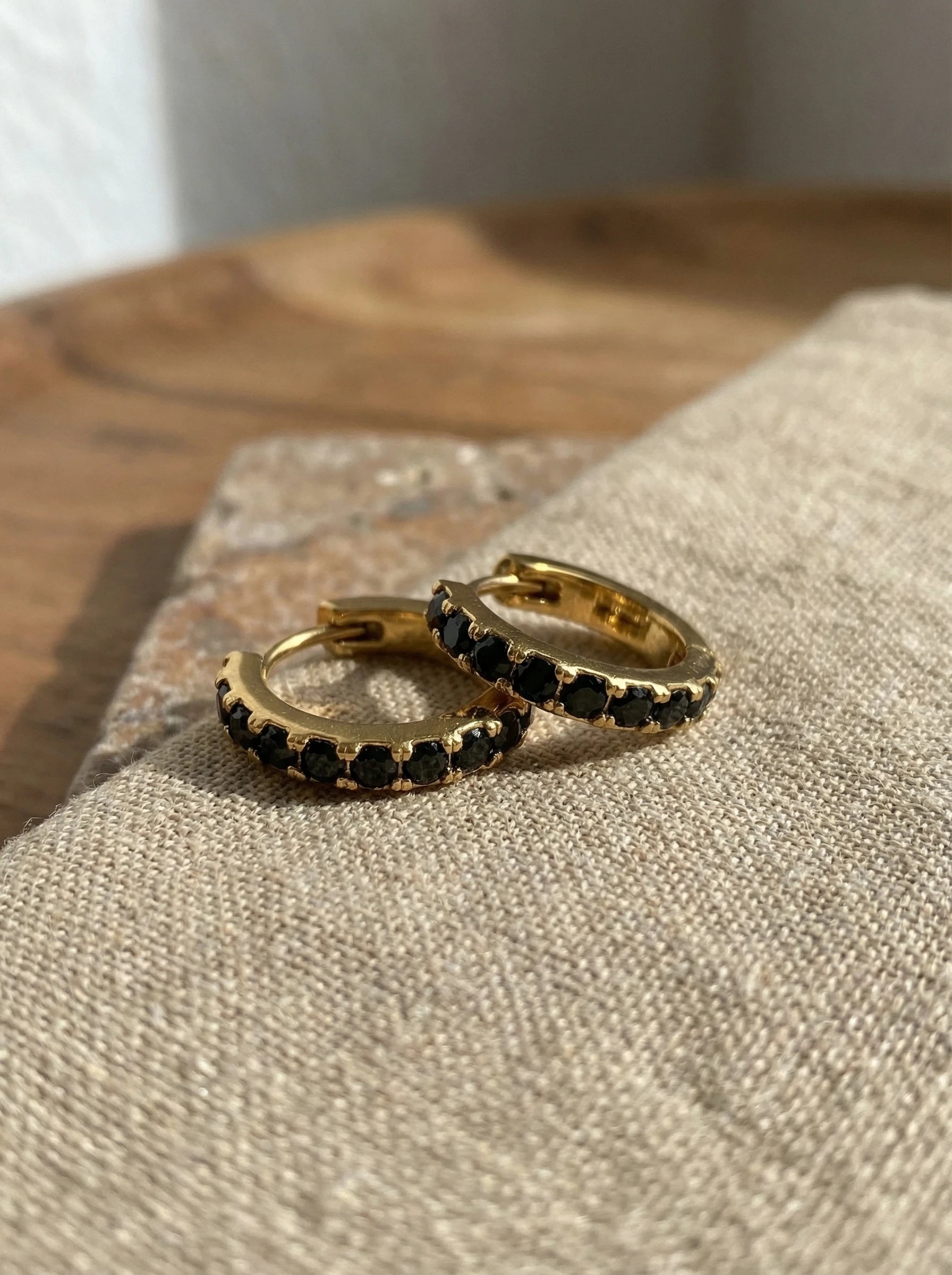 Classic 7 Diamonds Hoop Edelstahl Ohrringe - Produktbild 2