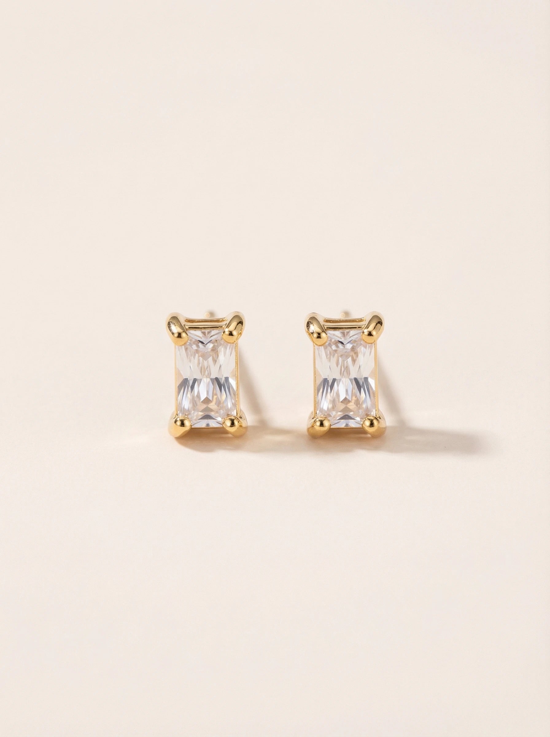 Framed Rectangle Diamond Edelstahl Ohrstecker