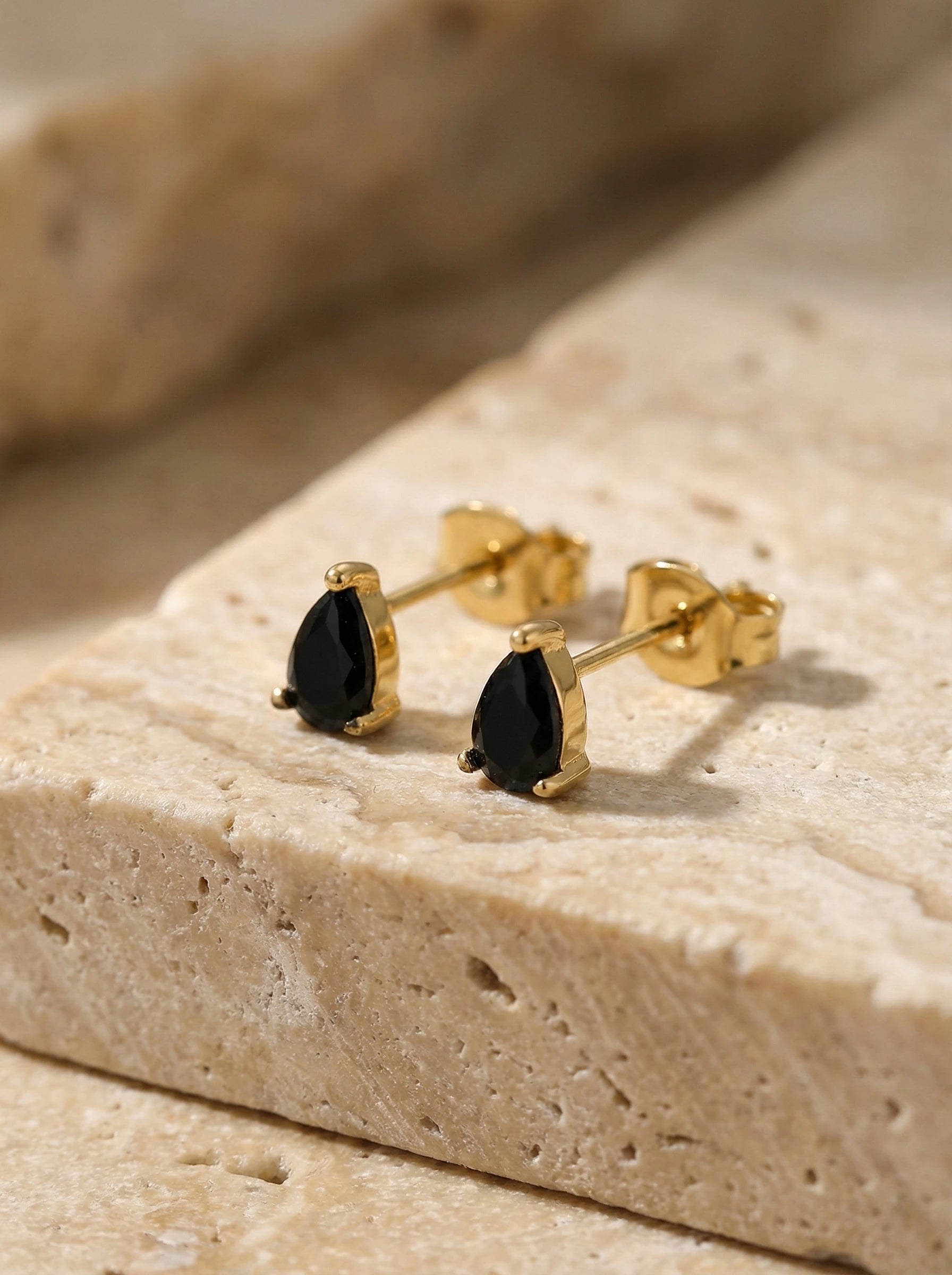 Simple Mini Diamond Drop Edelstahl Ohrringe - Produktbild 2