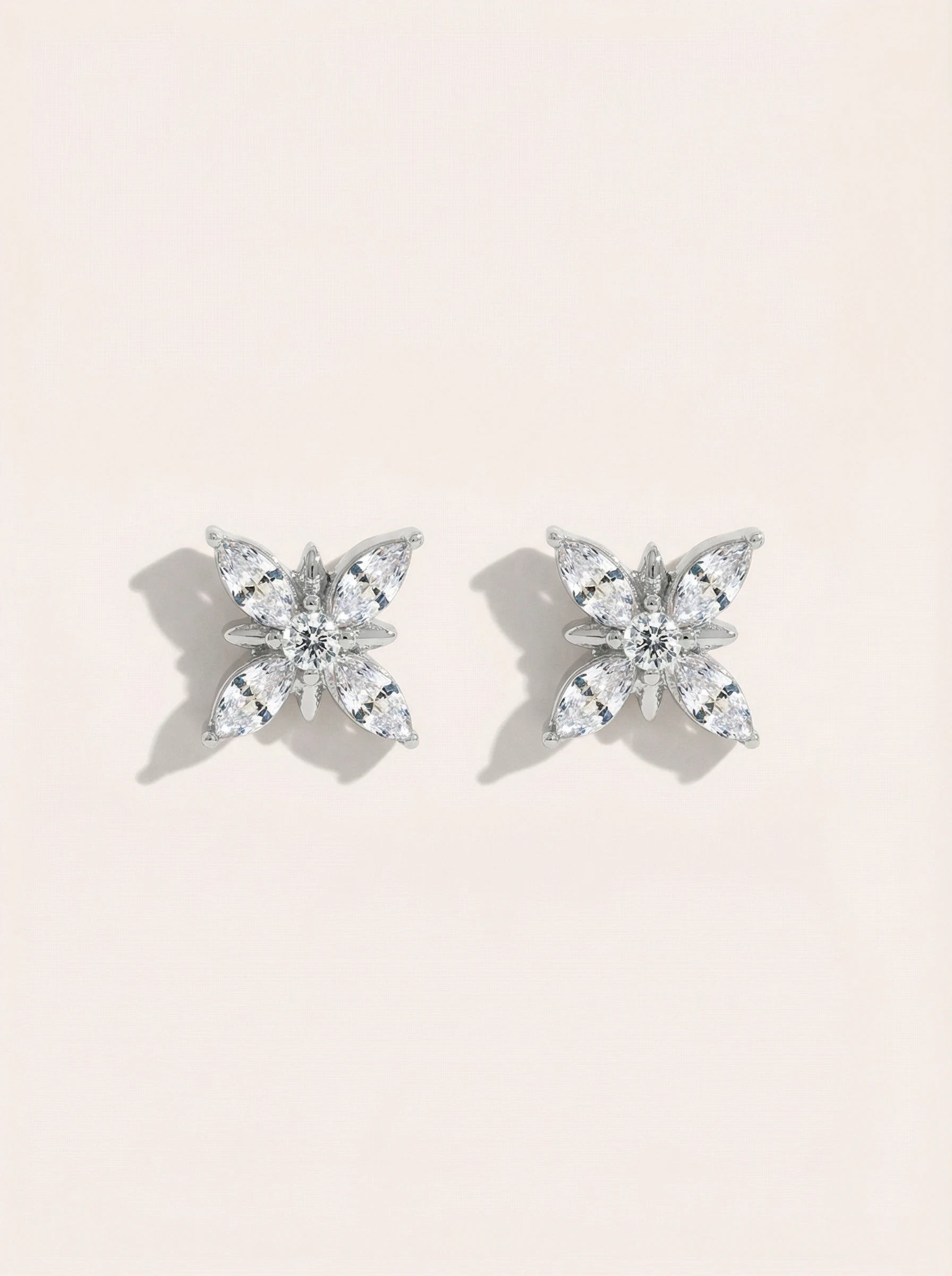 Diamond Shape Flower Edelstahl Ohrringe - Produktbild 9