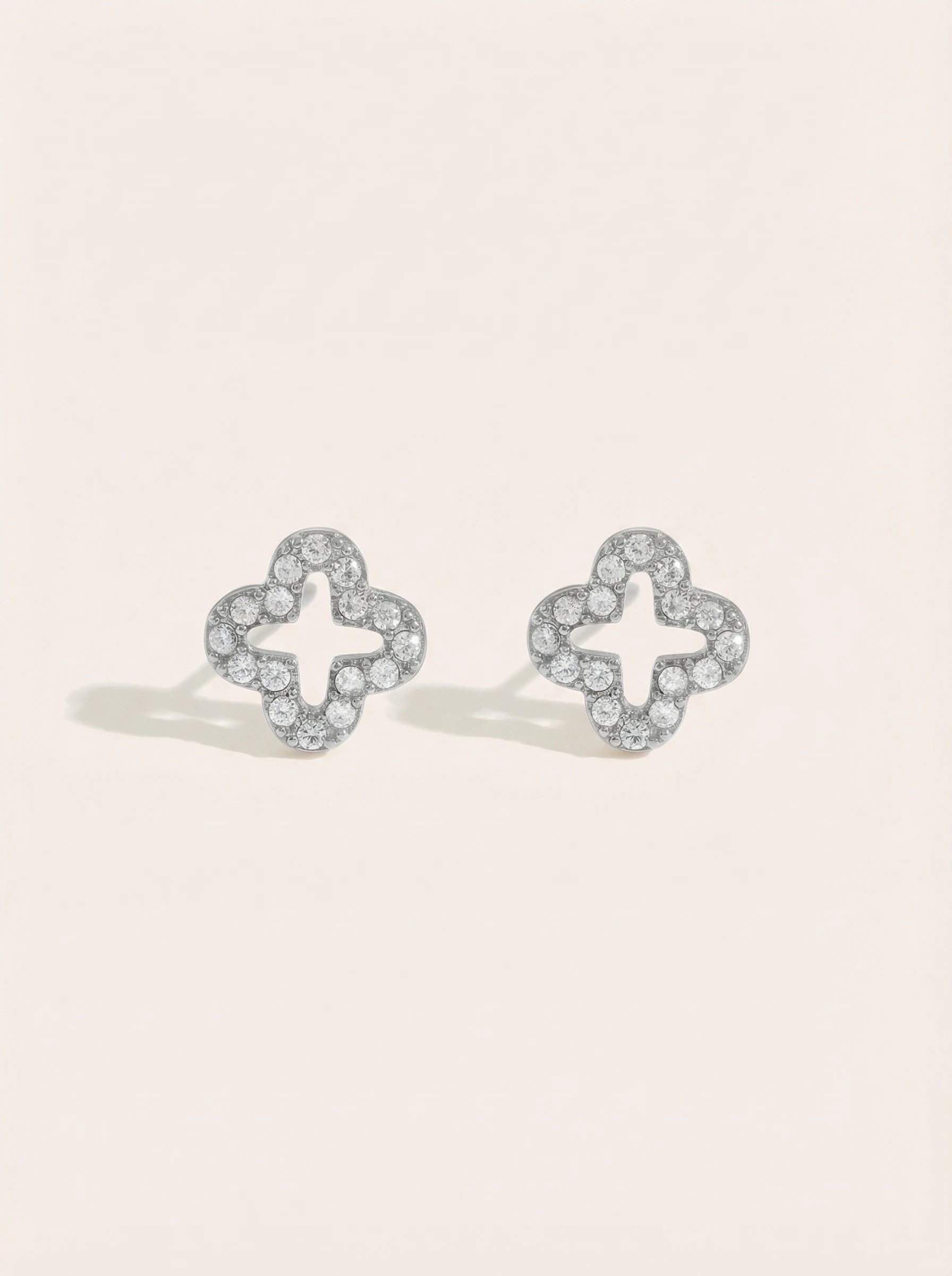 Diamond Hollow Lucky Flower Edelstahl Ohrringe - Produktbild 9