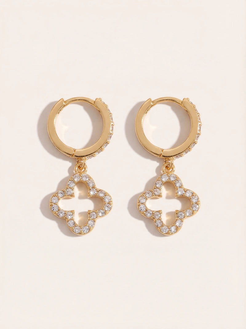 Diamond Hollow Lucky Flower Edelstahl Ohrringe