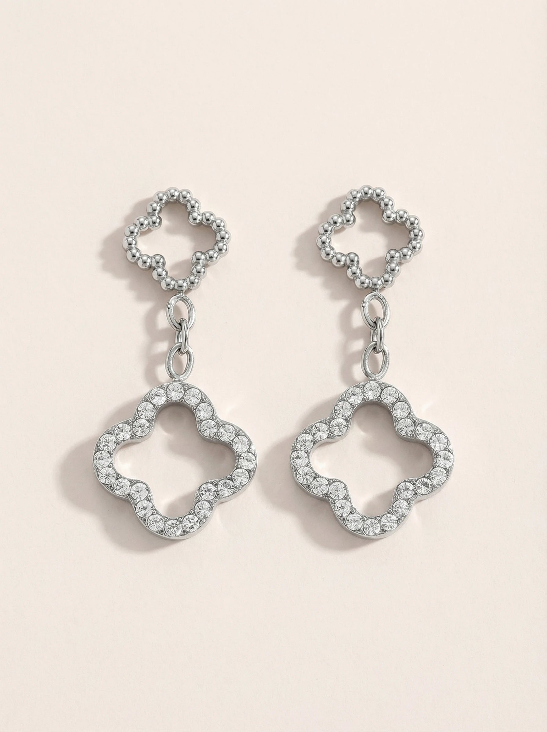 Diamond Hollow Lucky Flower Edelstahl Ohrringe - Produktbild 9