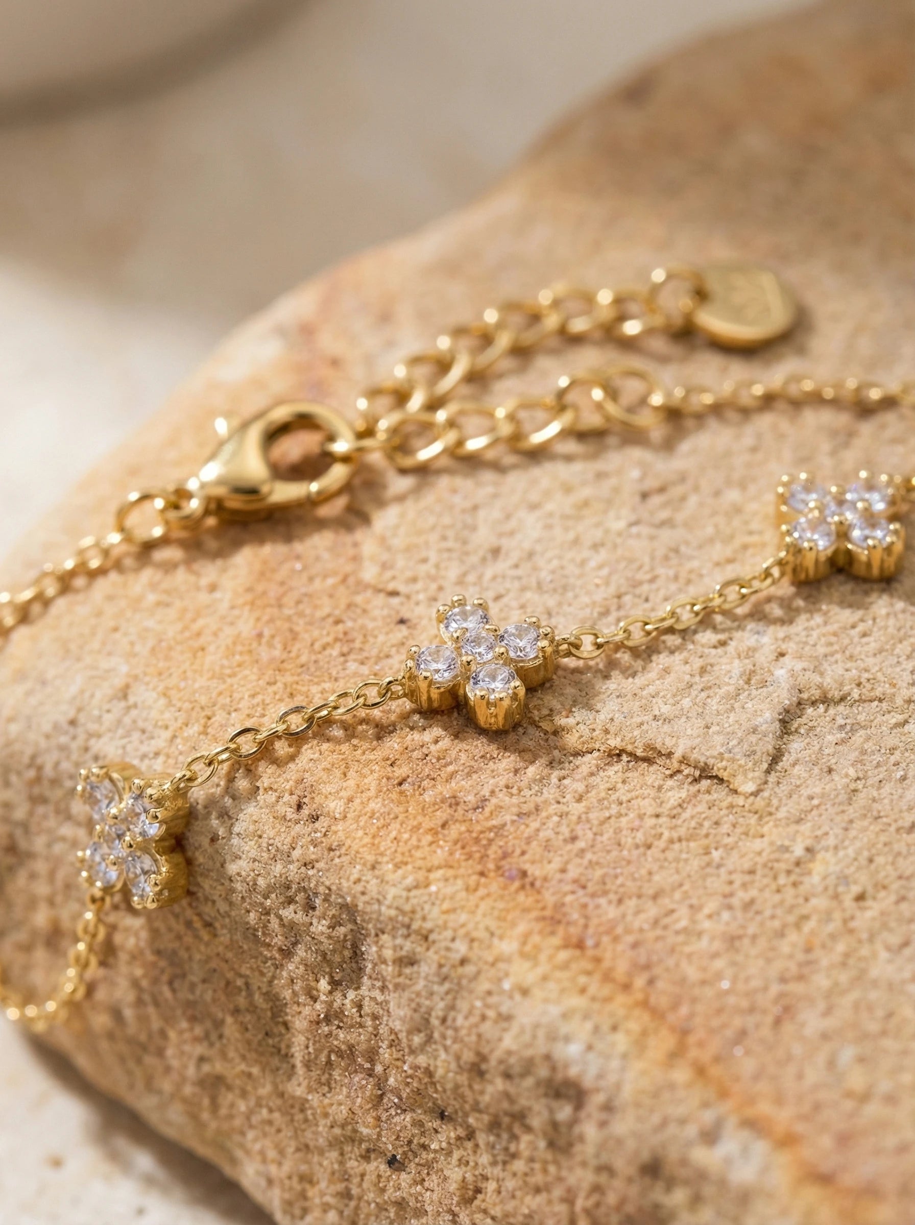 Tiny Lucky Flower Edelstahl Armband - Produktbild 2
