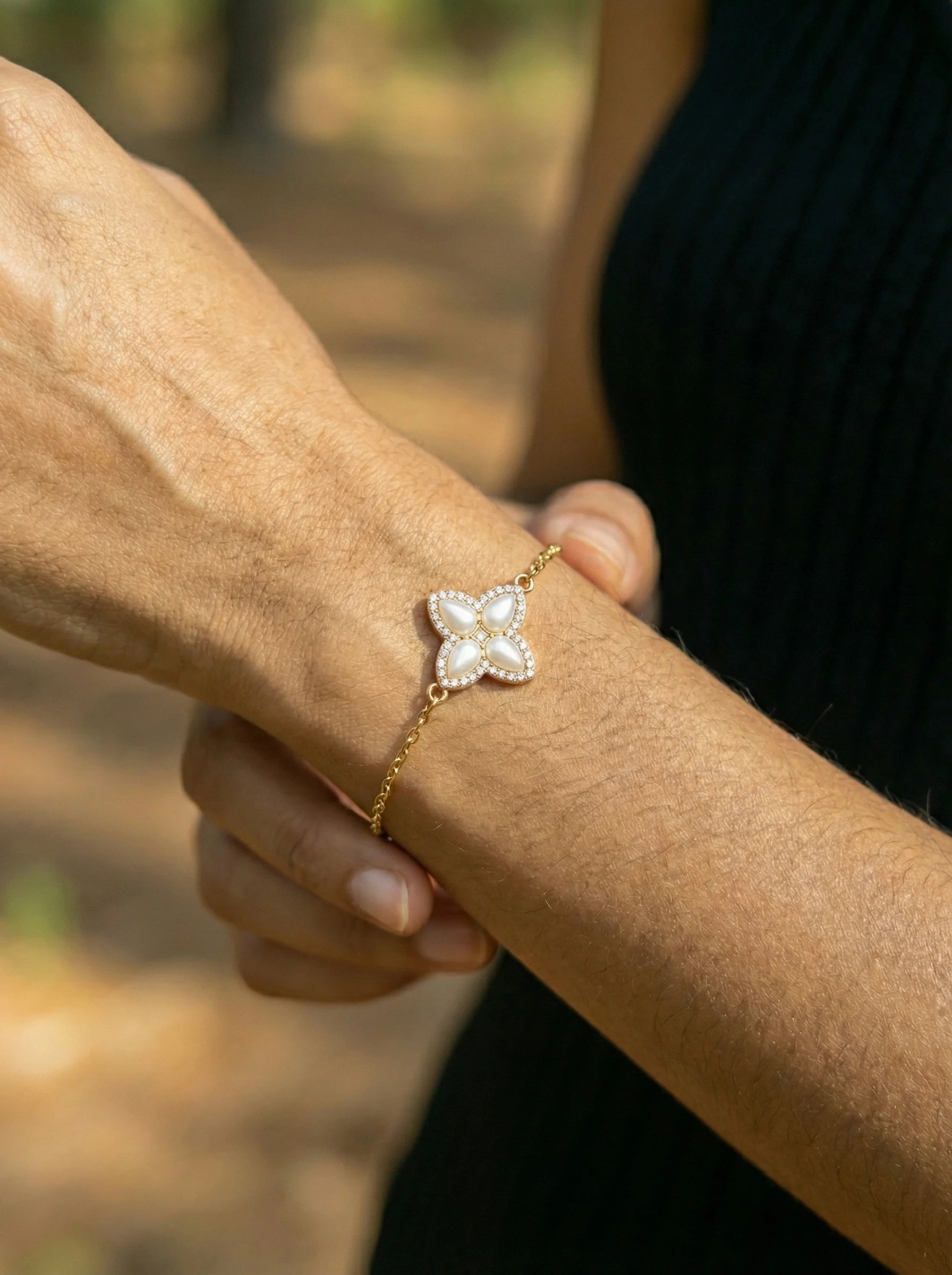 Nice Diamond Luckly Flower Edelstahl Armkette - Produktbild 3