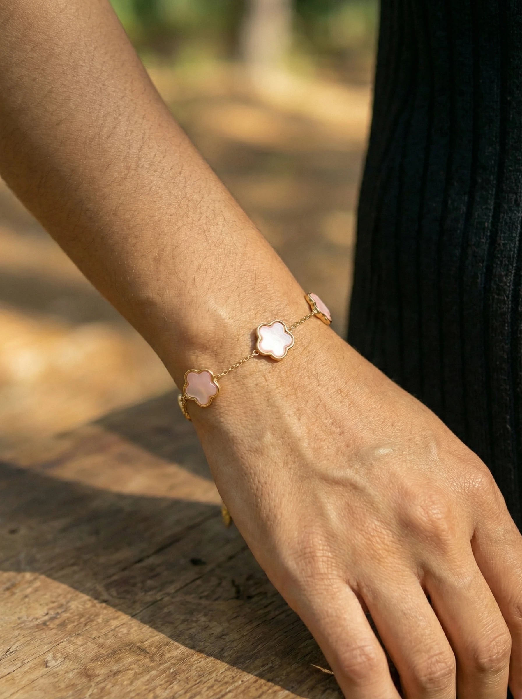 Pink Resin Flower Edelstahl Armkette - Produktbild 3