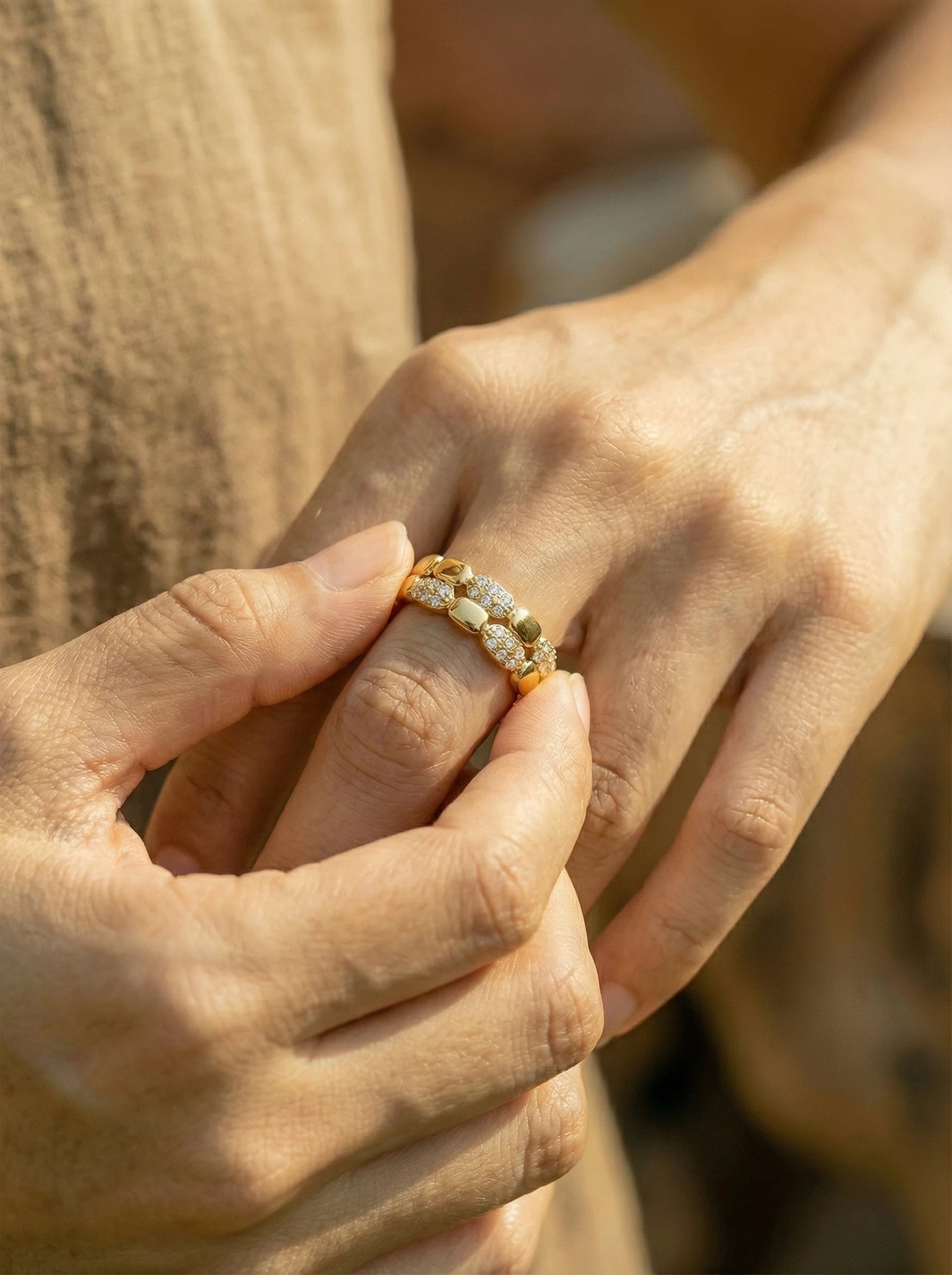 Two Layer Oval Group Diamond Edelstahl Ring - Produktbild 5