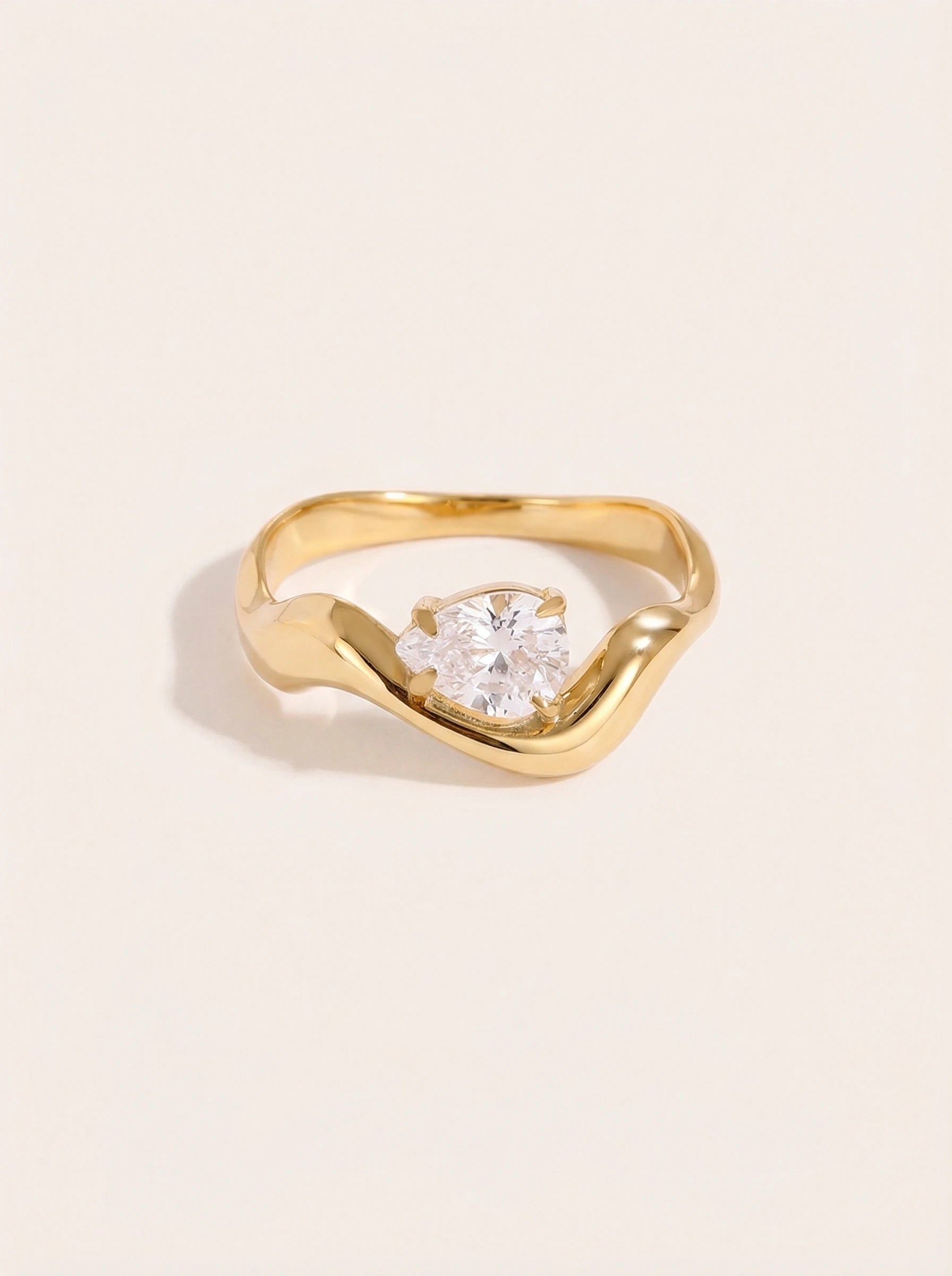 Diamond In Wave Edelstahl Ring