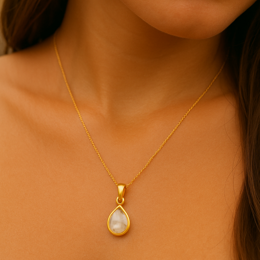 Anhänger Selenae Oval Gold