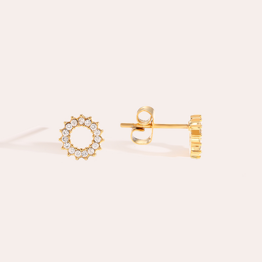 Goldene Edelstahl-Ohrringe in Blumenform mit Diamantakzenten, kreisförmiges Design