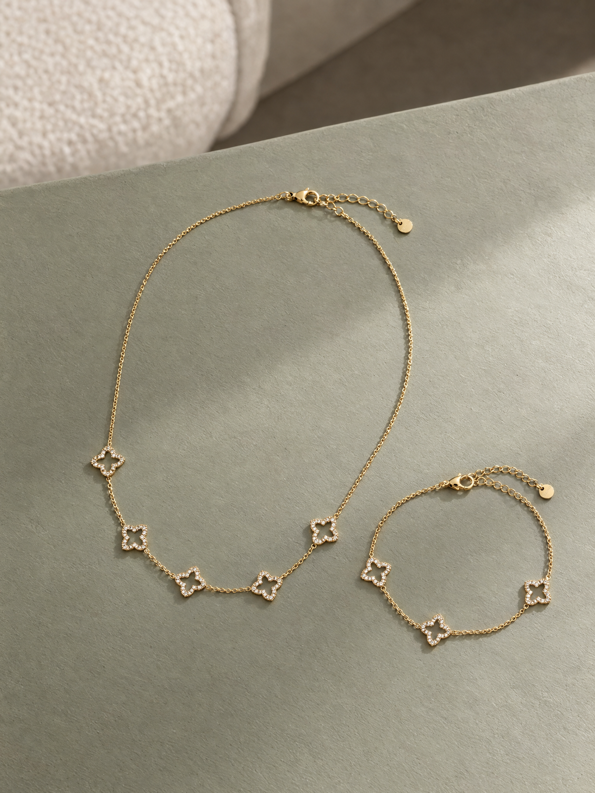 Fiora Lumière – Schmuck-Set aus 2 Teilen – Gold – Setansicht 2