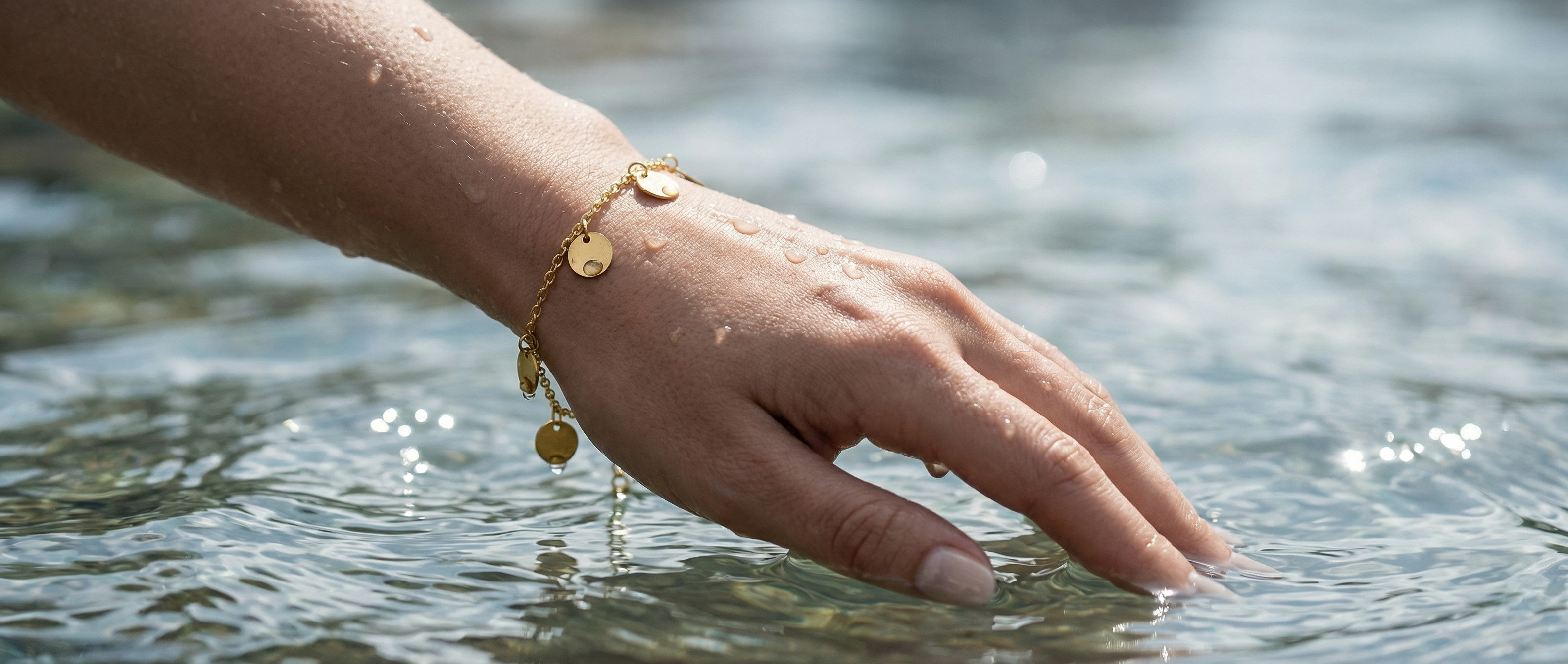 Nymara slideshow-slide2-image (21:9)