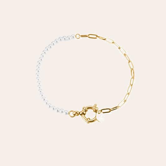 Armband aus Edelstahl mit künstlichen Perlen und goldener Gliederkette, runder Verschluss, elegante Kombination