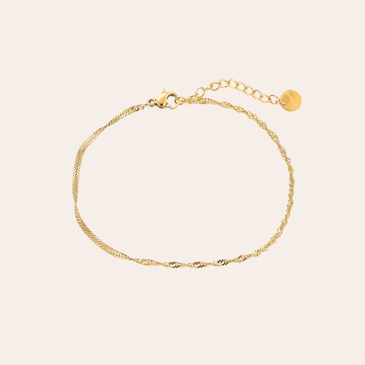 Goldfarbenes Spiral Links Armband aus Edelstahl mit feiner Kettengliederung und verstellbarem Verschluss